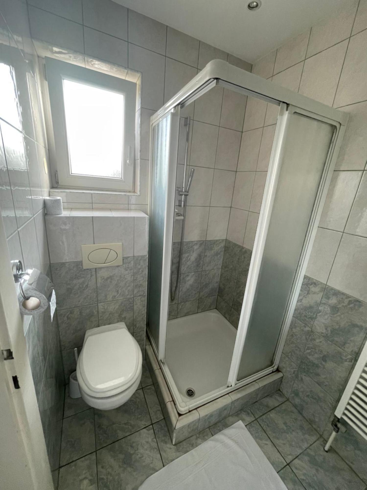 Guesthouse Stremljan Medvode Extérieur photo