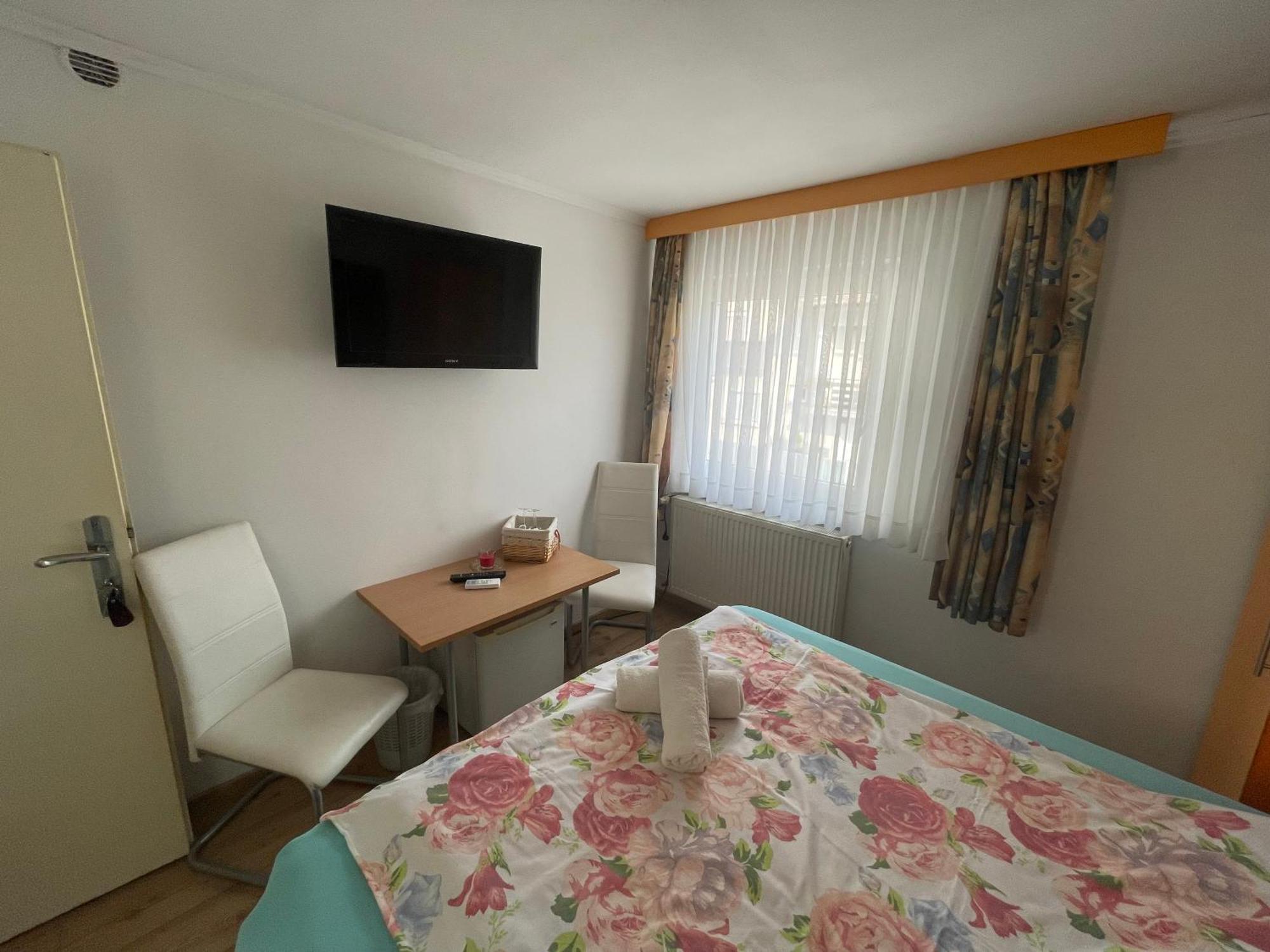 Guesthouse Stremljan Medvode Extérieur photo